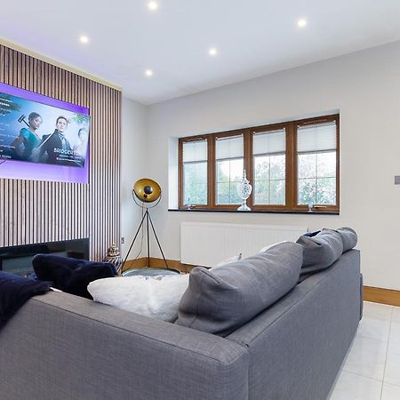Boutique Green Acre Views Slough Dış mekan fotoğraf