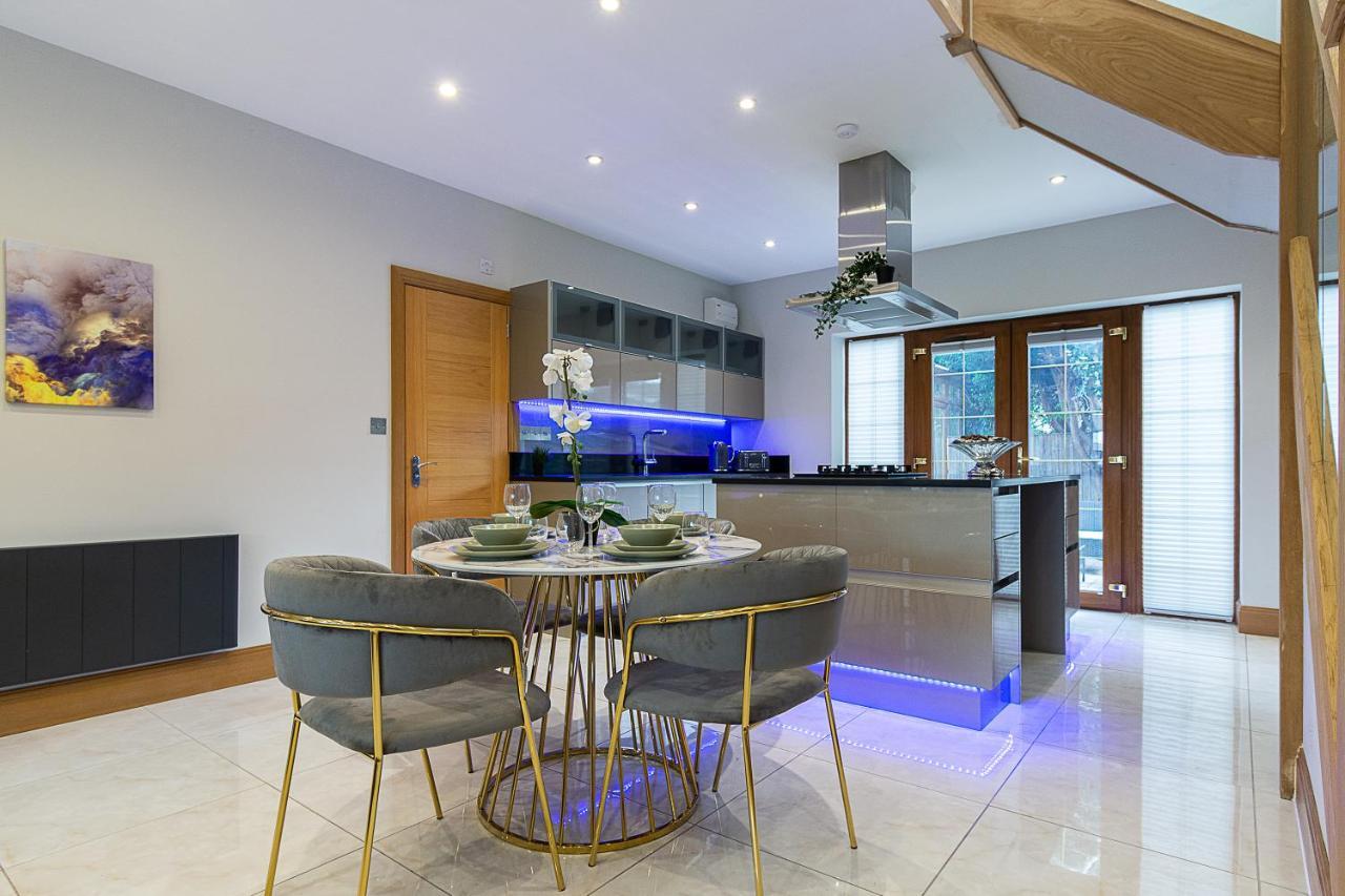 Boutique Green Acre Views Slough Dış mekan fotoğraf